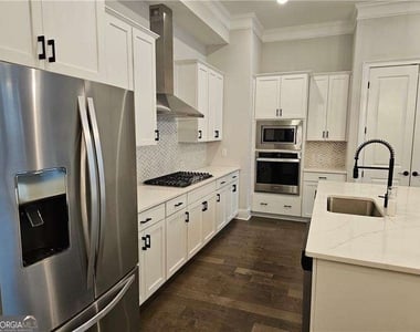 118 Batten Board Way - Photo Thumbnail 8