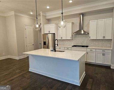 118 Batten Board Way - Photo Thumbnail 13