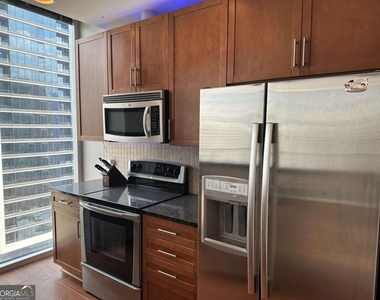 855 Peachtree Street Ne - Photo Thumbnail 9