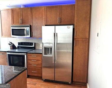 855 Peachtree Street Ne - Photo Thumbnail 6