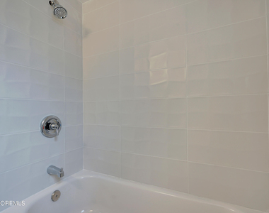 13 Swain Avenue - Photo Thumbnail 18