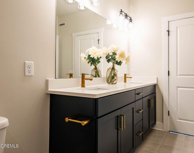 1403 Kingsley Street - Photo Thumbnail 29