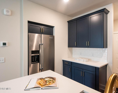 1403 Kingsley Street - Photo Thumbnail 13