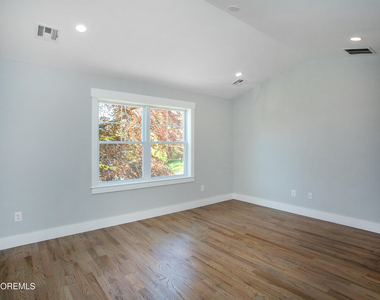 246 Main Street - Photo Thumbnail 19