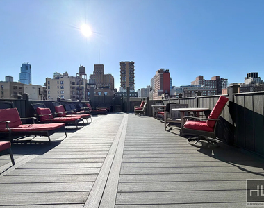 West 96th Street - Photo Thumbnail 6