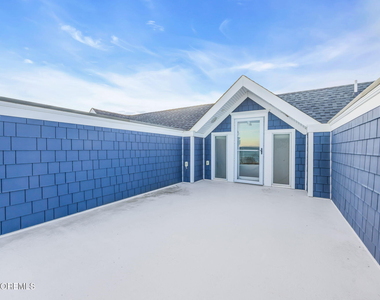 42 Marine Terrace - Photo Thumbnail 31