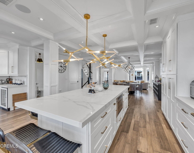 42 Marine Terrace - Photo Thumbnail 8