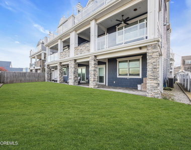42 Marine Terrace - Photo Thumbnail 35