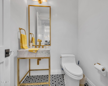 42 Marine Terrace - Photo Thumbnail 14
