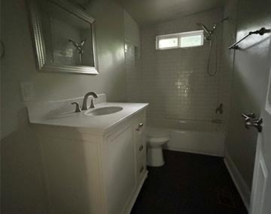 1123 Kings Highway - Photo Thumbnail 5