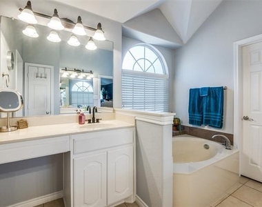 2731 Vela - Photo Thumbnail 22