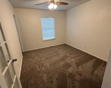 3045 Navarro Lane - Photo Thumbnail 1