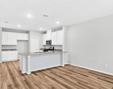 736 Portina Drive - Photo Thumbnail 6