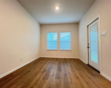 13156 Sanctuary Drive - Photo Thumbnail 5