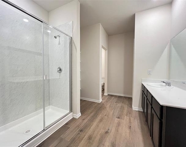 13156 Sanctuary Drive - Photo Thumbnail 9