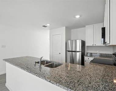 926 Wood Stork Way - Photo Thumbnail 2