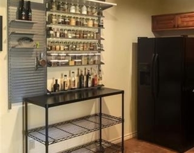 502 E Hughes Street - Photo Thumbnail 12