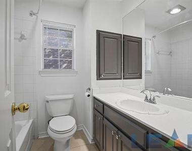 8704 Moss Hill Road - Photo Thumbnail 16
