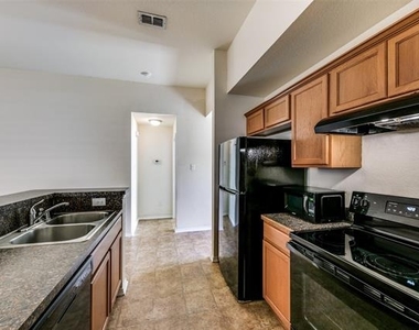 15407 Dorothy Nell Drive - Photo Thumbnail 3