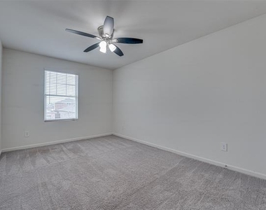 767 Camden Drive - Photo Thumbnail 24