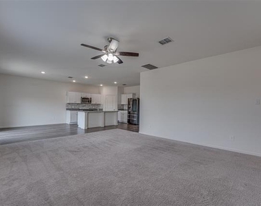 767 Camden Drive - Photo Thumbnail 10