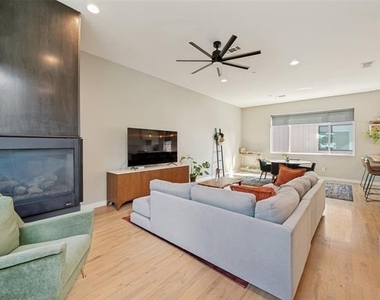 2630 Calvin Street - Photo Thumbnail 3