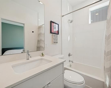2630 Calvin Street - Photo Thumbnail 12