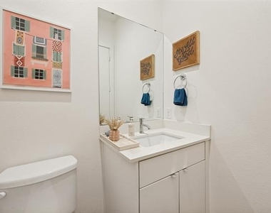 2630 Calvin Street - Photo Thumbnail 7