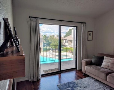 4748 Old Bent Tree Lane - Photo Thumbnail 6