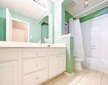 2712 Hereford Road - Photo Thumbnail 29