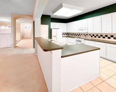 2712 Hereford Road - Photo Thumbnail 14