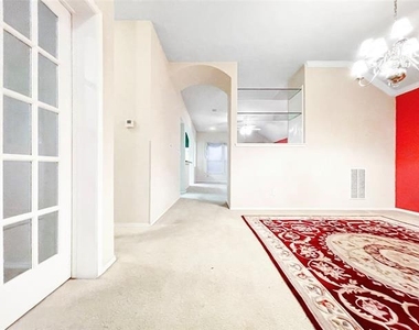 2712 Hereford Road - Photo Thumbnail 5