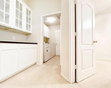 2712 Hereford Road - Photo Thumbnail 33