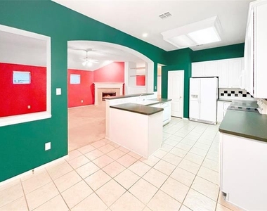 2712 Hereford Road - Photo Thumbnail 16