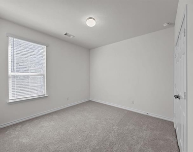 664 Jupe Way - Photo Thumbnail 8