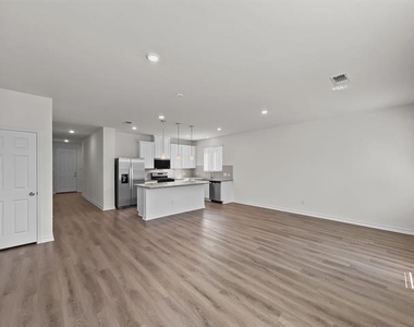 664 Jupe Way - Photo Thumbnail 17