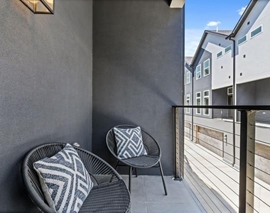 4709 Virginia Avenue - Photo Thumbnail 22