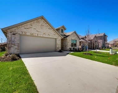 2317 Mount Olive Lane - Photo Thumbnail 4