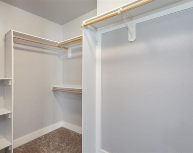 5036 Westway Drive - Photo Thumbnail 13