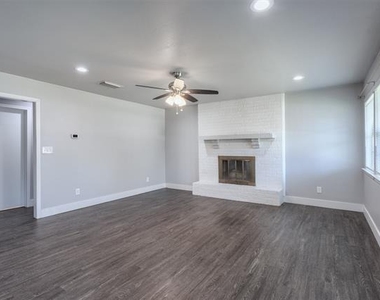 5036 Westway Drive - Photo Thumbnail 2
