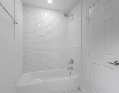 5832 Tracyne Drive - Photo Thumbnail 27