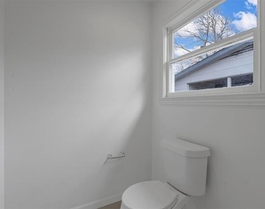 5832 Tracyne Drive - Photo Thumbnail 26