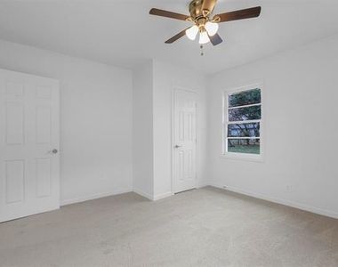 5832 Tracyne Drive - Photo Thumbnail 22