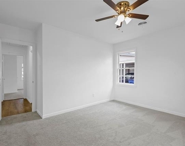 5832 Tracyne Drive - Photo Thumbnail 18