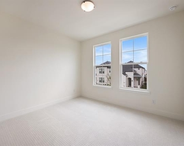 7066 Lathrop Lane - Photo Thumbnail 18