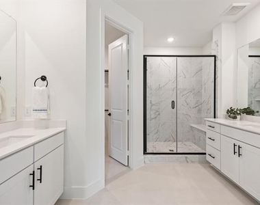 7066 Lathrop Lane - Photo Thumbnail 11