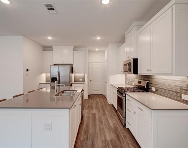 1322 Whipsaw Trail - Photo Thumbnail 19