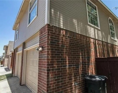 9401 Blue Jay Way - Photo Thumbnail 30