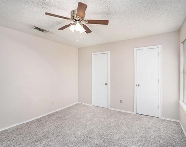 3301 Aurora Street - Photo Thumbnail 15