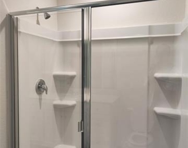2105 Meadow Park Drive - Photo Thumbnail 11